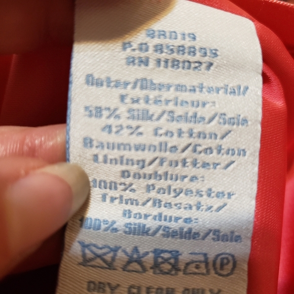 Boden Midi Dress in Elegant Pink with Floral Neckline - Picture 11 of 11